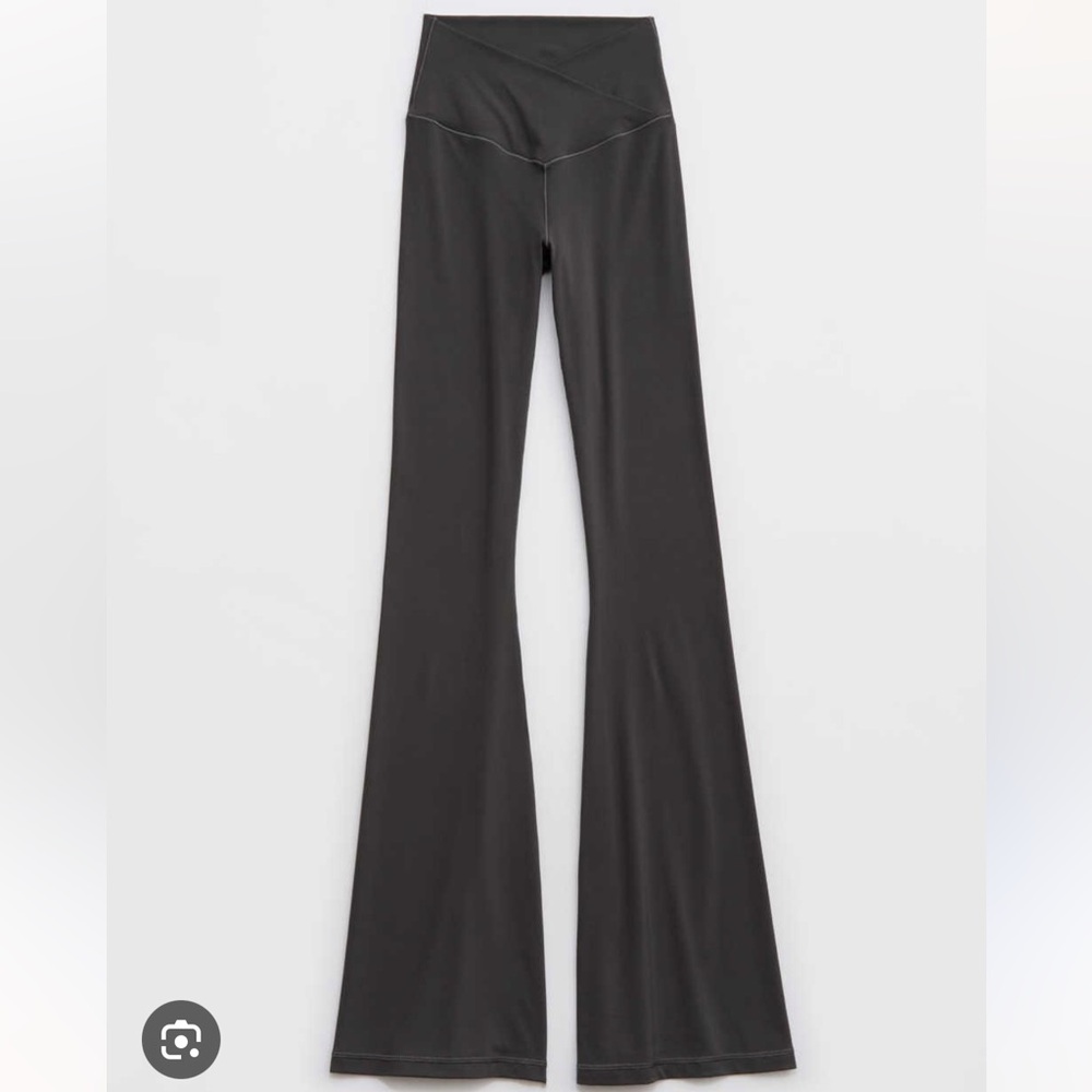 American Eagle Flare Leggings